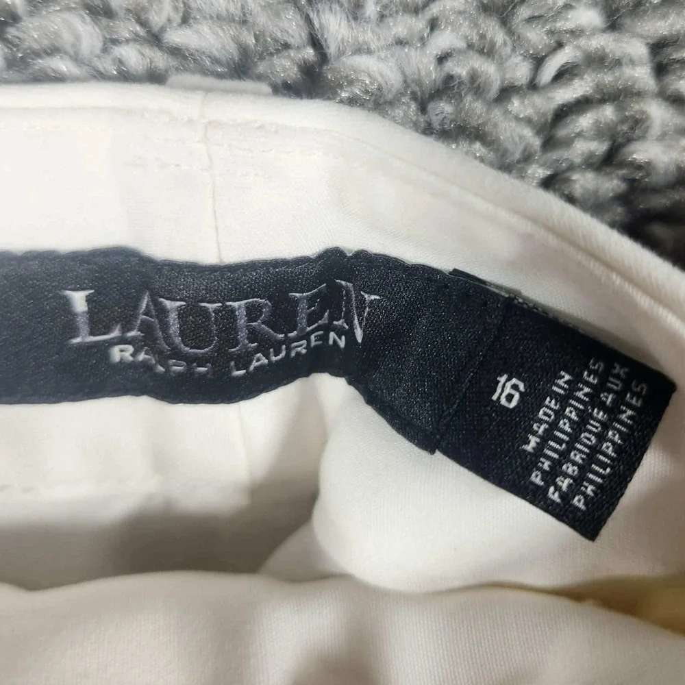 Lauren Ralph Lauren Shorts White Chino Stretch Cotton Women Size 16